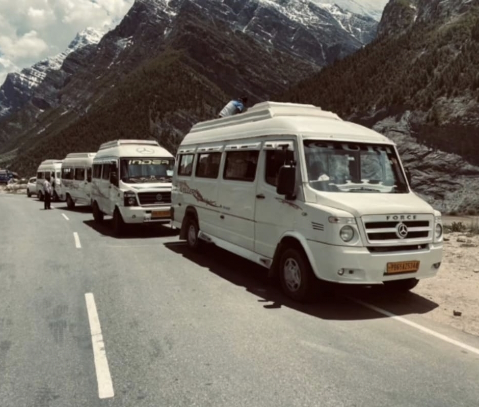 Tempo Traveller Chandigarh to Manali
